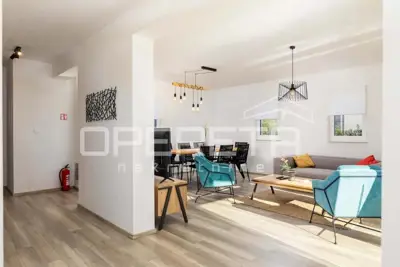 Vila 120 m², Labin - privatni bazen i terasa - 9