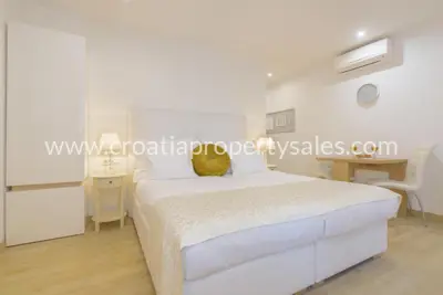 Stan 55 m², Split - uz more i centar grada - 8