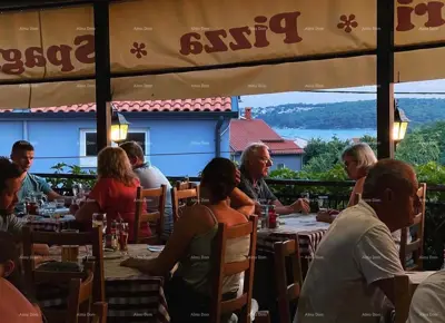 Stambeno-poslovni objekt u Medulinu, centar i uhodan restoran - 8