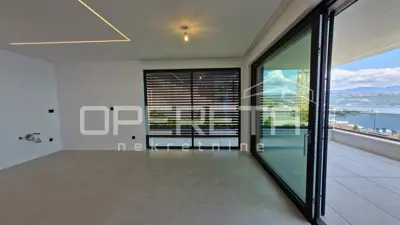 Opatija - luxuriöse Wohnung mit atemberaubendem Panoramablick auf das Meer und privatem Jacuzzi