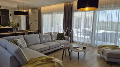 Vila 209 m², Kurili - moderna prizemnica s bazenom - 8