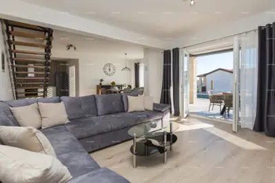 Villa mit Pool in der Nähe von Labin - 10