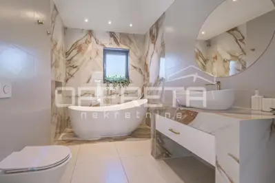 Villa 274 m², Veli vrh - beheizter Pool und Sauna - 22