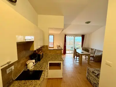 Kuća u nizu, Otok Krk - Malinska, pogled na more i 2 apartmana