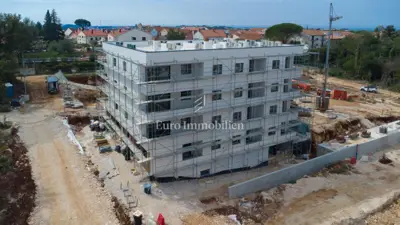 Wohnung 78 m², Poreč - 2 Schlafzimmer, Terrasse