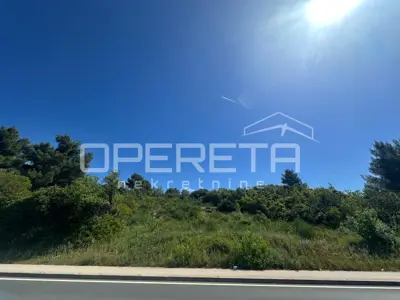 Land 912 m², Bioci - quiet neighborhood near the center of Šibenik