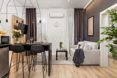 Stan 137 m², Rijeka Centar - 3 apartmana i balkon