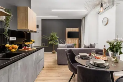 Wohnung 137 m², Rijeka Centar - 3 Apartments und Balkon - 15