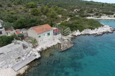 Kuća 66 m², otok Žut - mir i priroda - 2