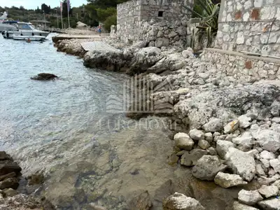 Kuća 66 m², otok Žut - mir i priroda - 11