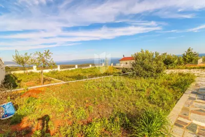 Land plot for sale in Pavićini - 2