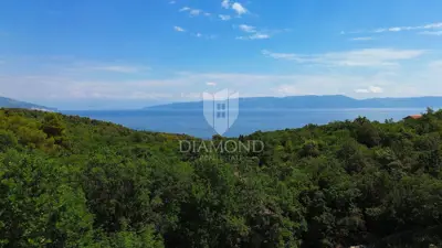 Građevinsko zemljište 1.016 m², Labin - otvoren pogled na more