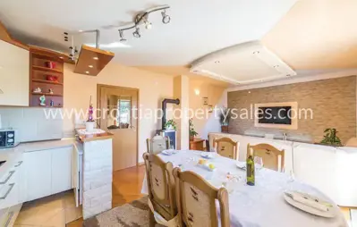 Kuća, Kaštela, 300 m², 615 000 € - 10