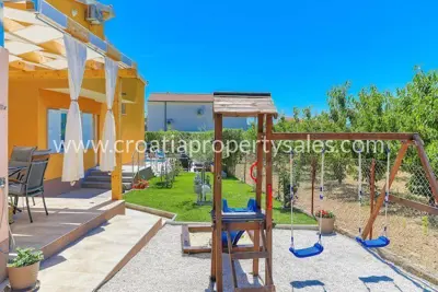 Kuća, Kaštela, 300 m², 615 000 € - 8