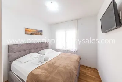 Kuća, Kaštela, 300 m², 615 000 € - 9