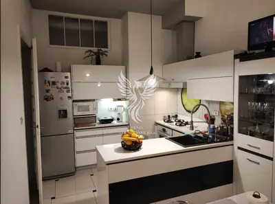 Apartment, Donji grad, 3 rooms and balcony in the center