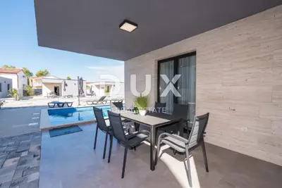 ZADAR, VIR - Complex of modern villas with a gym - 7