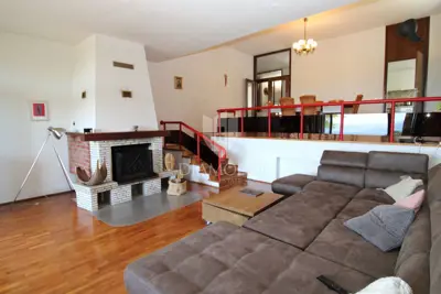 Haus zum Kauf in Njivice, 286 m² - 9