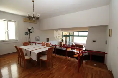 Haus zum Kauf in Njivice, 286 m² - 6