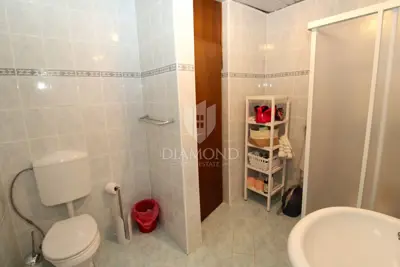 Haus zum Kauf in Njivice, 286 m² - 15