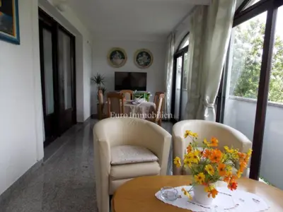 Kuća 472 m², Malinska na Krku - 7 apartmana i pogled na more - 21