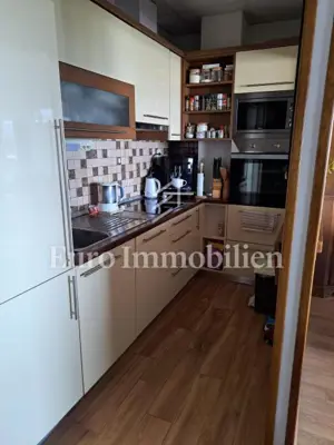 Kuća 472 m², Malinska na Krku - 7 apartmana i pogled na more - 8