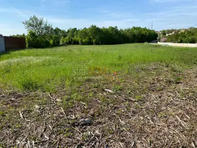 Građevinsko zemljište 1.115 m², Želiski - mirno okruženje