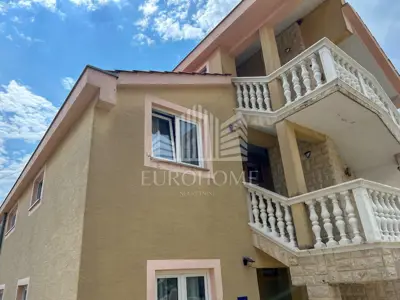 Apartment 50 m², Vodice - quiet location near the beach