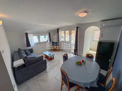 Apartment 50 m², Vodice - quiet location near the beach - 8