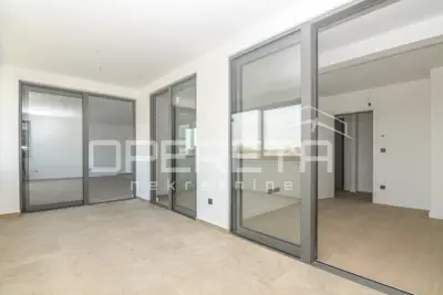 Commercial space 93 m², Stenjevec, penthouse and terrace 71 m² - 8