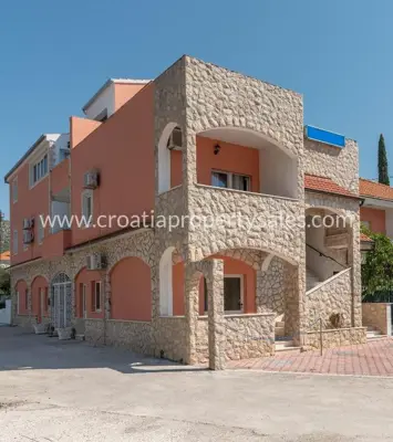 Kamena kuća u Trogiru, centar, 3 etaže i 13 apartmana - 5