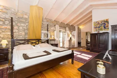 Krk Island, Krk - Surroundings, estate 300 m² with 2 pools - 14