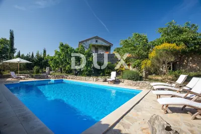 Krk Island, Krk - Surroundings, estate 300 m² with 2 pools - 3