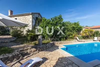 Krk Island, Krk - Surroundings, estate 300 m² with 2 pools