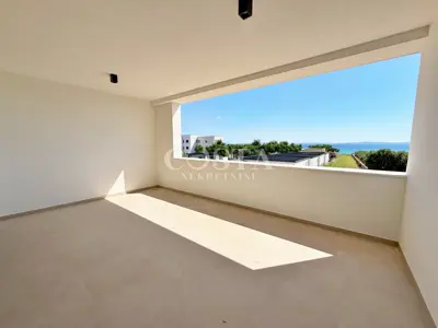 Stan 88 m², Privlaka - 2 lođe, krovna terasa - 8