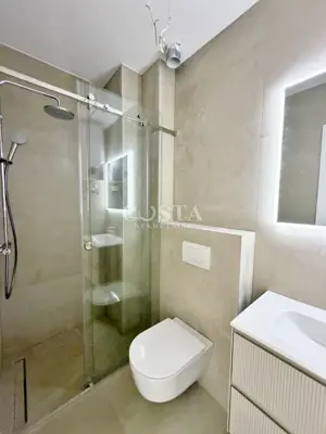 Stan 88 m², Privlaka - 2 lođe, krovna terasa - 13