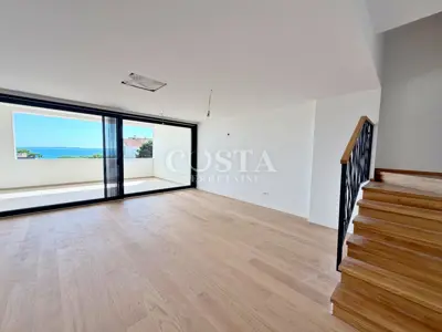 Stan 88 m², Privlaka - 2 lođe, krovna terasa - 5