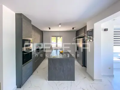 Haus 314 m², Drage - 3 Wohneinheiten - 3