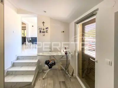 Haus 314 m², Drage - 3 Wohneinheiten - 8