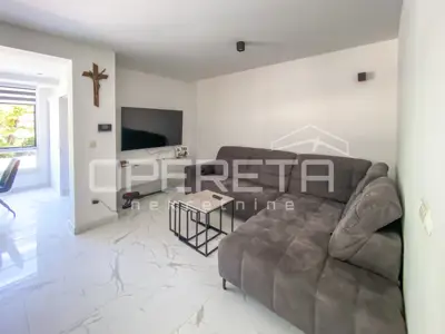 Haus 314 m², Drage - 3 Wohneinheiten - 2