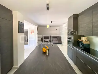 Haus 314 m², Drage - 3 Wohneinheiten - 4