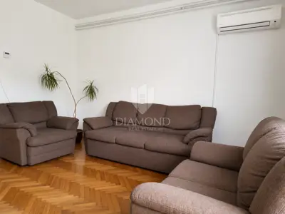 Kuća u Labinu, 8000 m² okućnice i mirno okruženje - 4