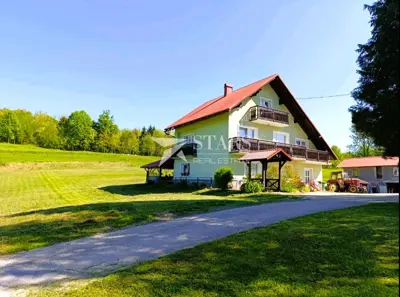 Haus 420 m², Tuk - ruhige Umgebung und Gartenfläche