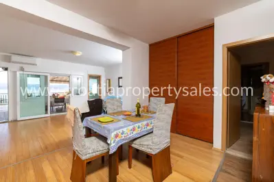 Stan, Omiš, 80 m², 2-soban, 250 000 € - 6