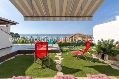 Apartment, Omiš, 80 m², 2-room, 250 000 €