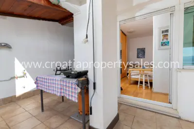 Stan, Omiš, 80 m², 2-soban, 250 000 € - 12
