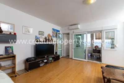 Stan, Omiš, 80 m², 2-soban, 250 000 € - 5