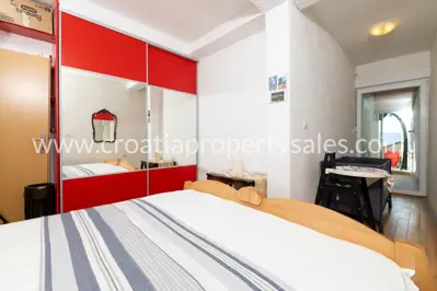 Stan, Omiš, 80 m², 2-soban, 250 000 € - 11