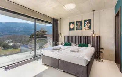 Moderna urbana villa s bazenom, otok Krk - 8