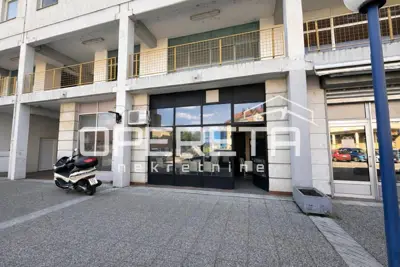Poslovni prostor u centru Oroslavja za različite djelatnosti - 10
